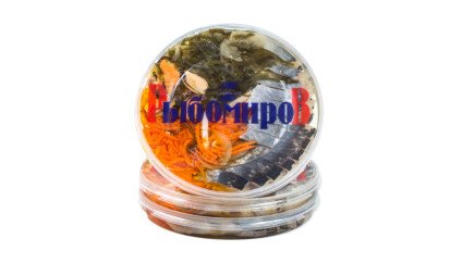 Сельдь Матье с гарниром (мидии, м/к, кальмар, морковь)
